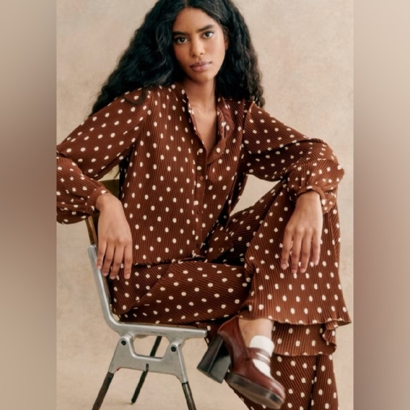 Sezane Tops - 🪞Sezane Brown Blouse with White Polka Dots and Flowing Sleeves Size 34